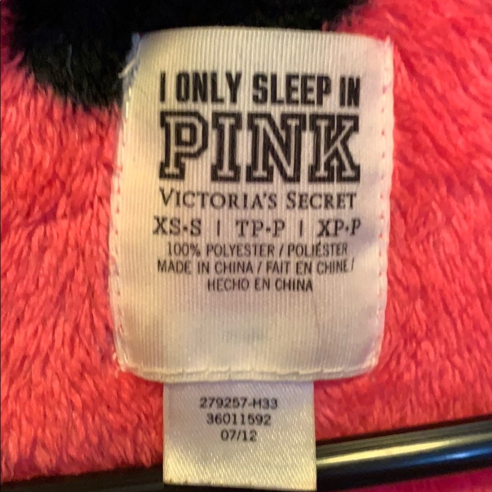 PINK Victoria Secret Robe - Picture 4 of 5